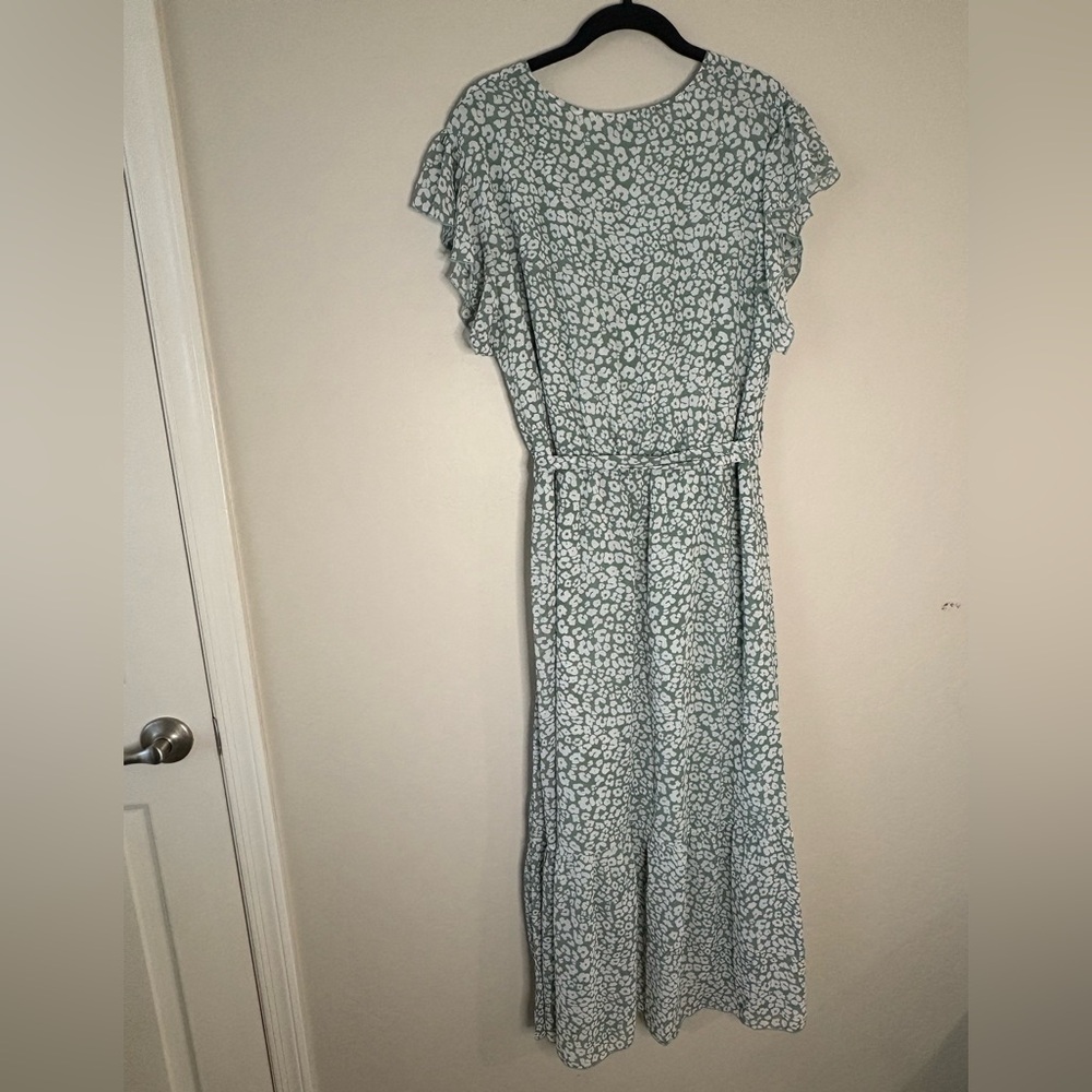 Green Floral Maxi Dress - Picture 10 of 12